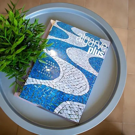 Quarteira-your Seaside Getaway Apartment *