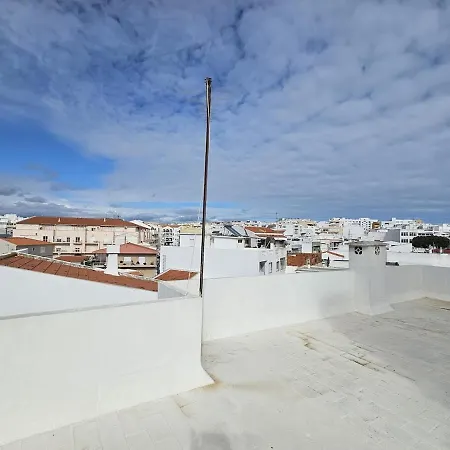 Apartment Quarteira-your Seaside Getaway *